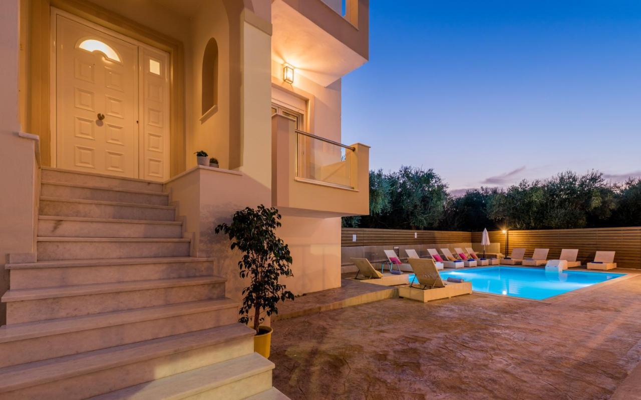Asante Group Holiday Homes تسيليفي المظهر الخارجي الصورة