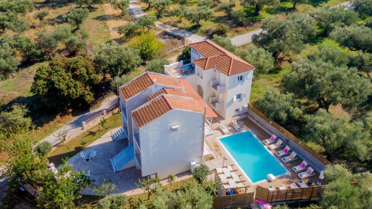Asante Group Holiday Homes تسيليفي المظهر الخارجي الصورة